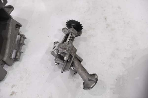 ZOE ÇIKMA PARÇA YAĞ POMPASI